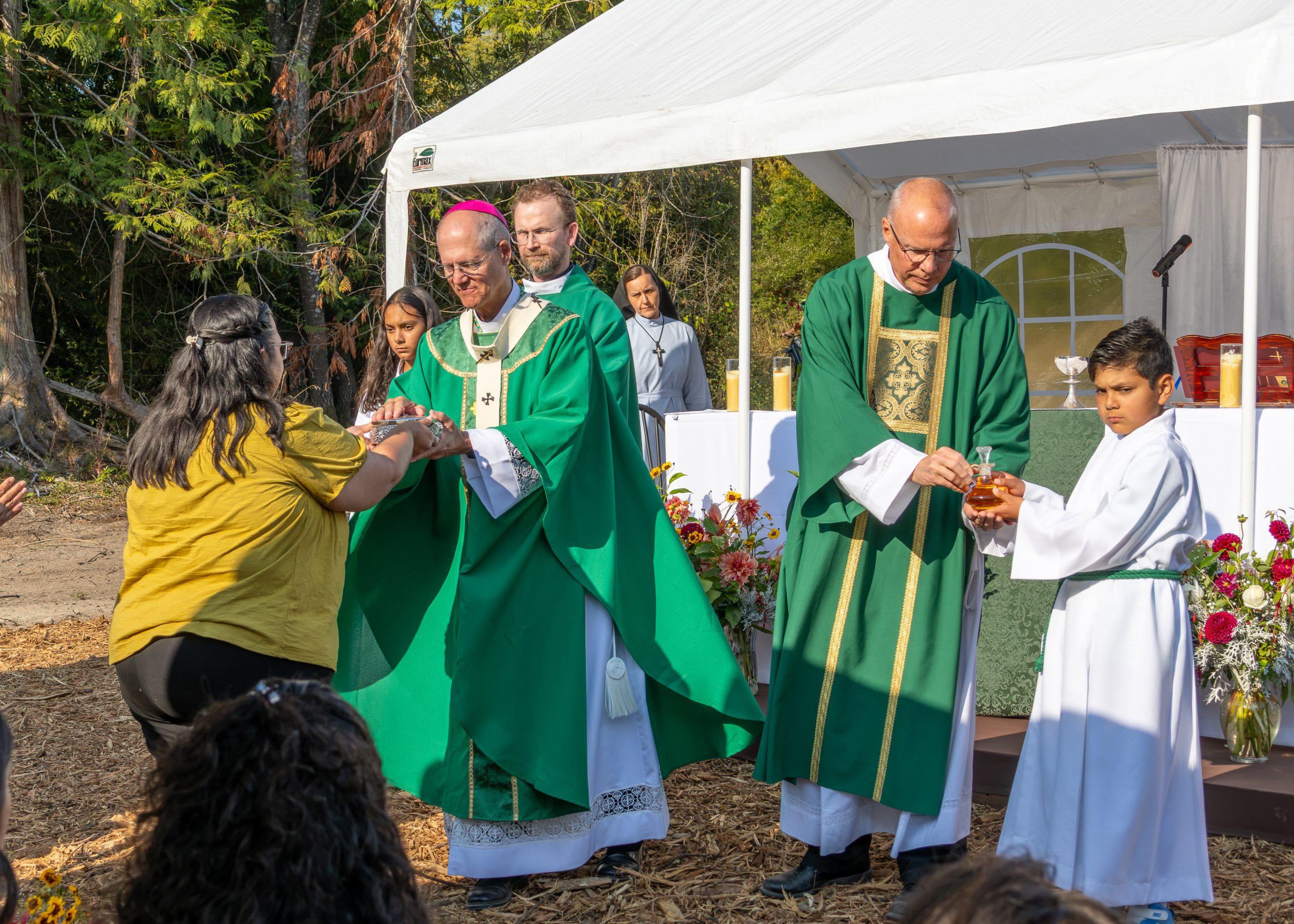 Aug 16 2026 Lopez Island Oudoor Mass (31 of 46)